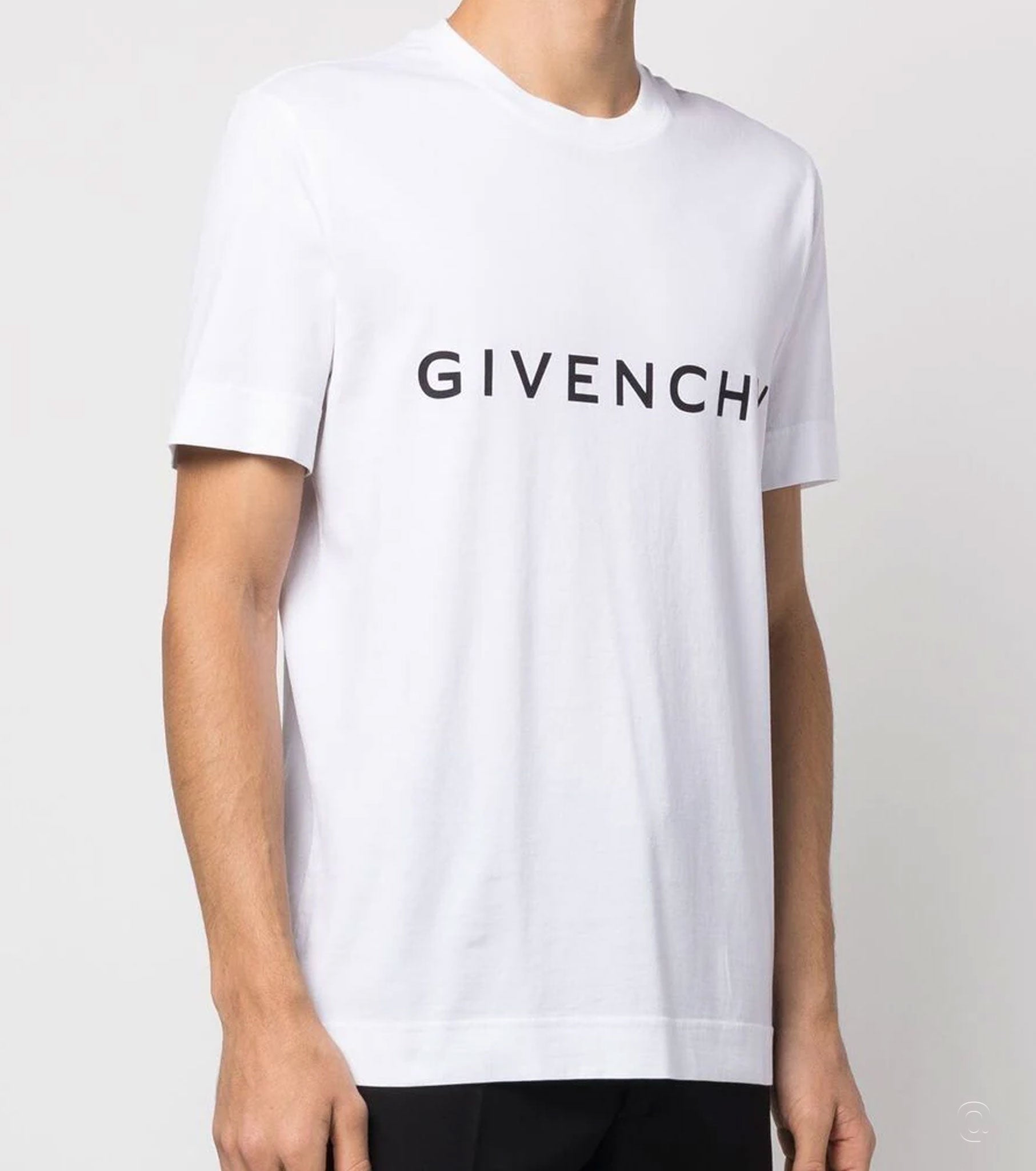 GV Men T-Shirt